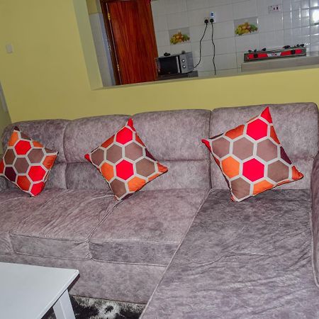 Lux Suites Bamburi Furnished Apartments Kültér fotó