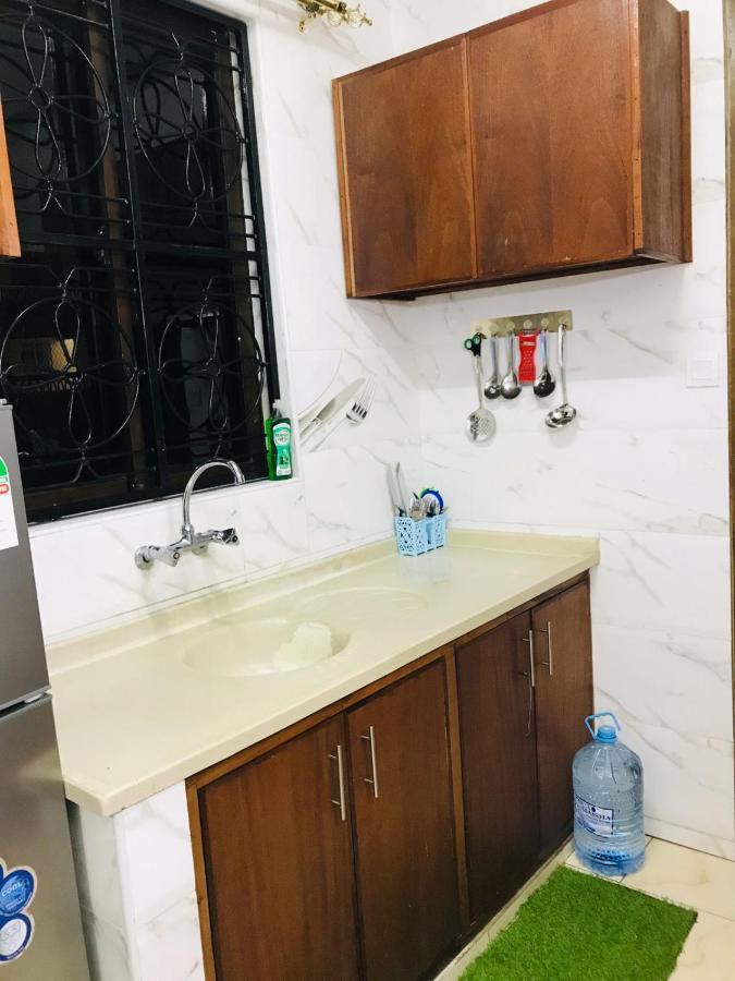 Lux Suites Bamburi Furnished Apartments Kültér fotó
