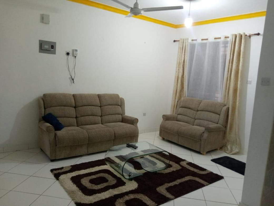 Lux Suites Bamburi Furnished Apartments Kültér fotó