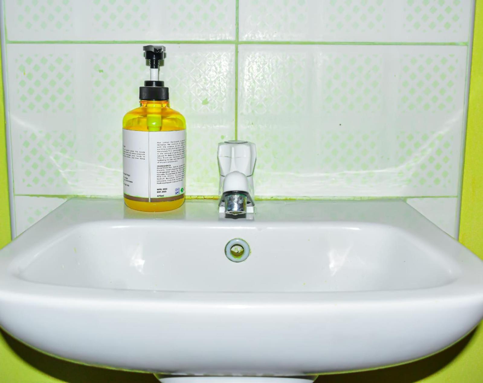 Lux Suites Bamburi Furnished Apartments Kültér fotó