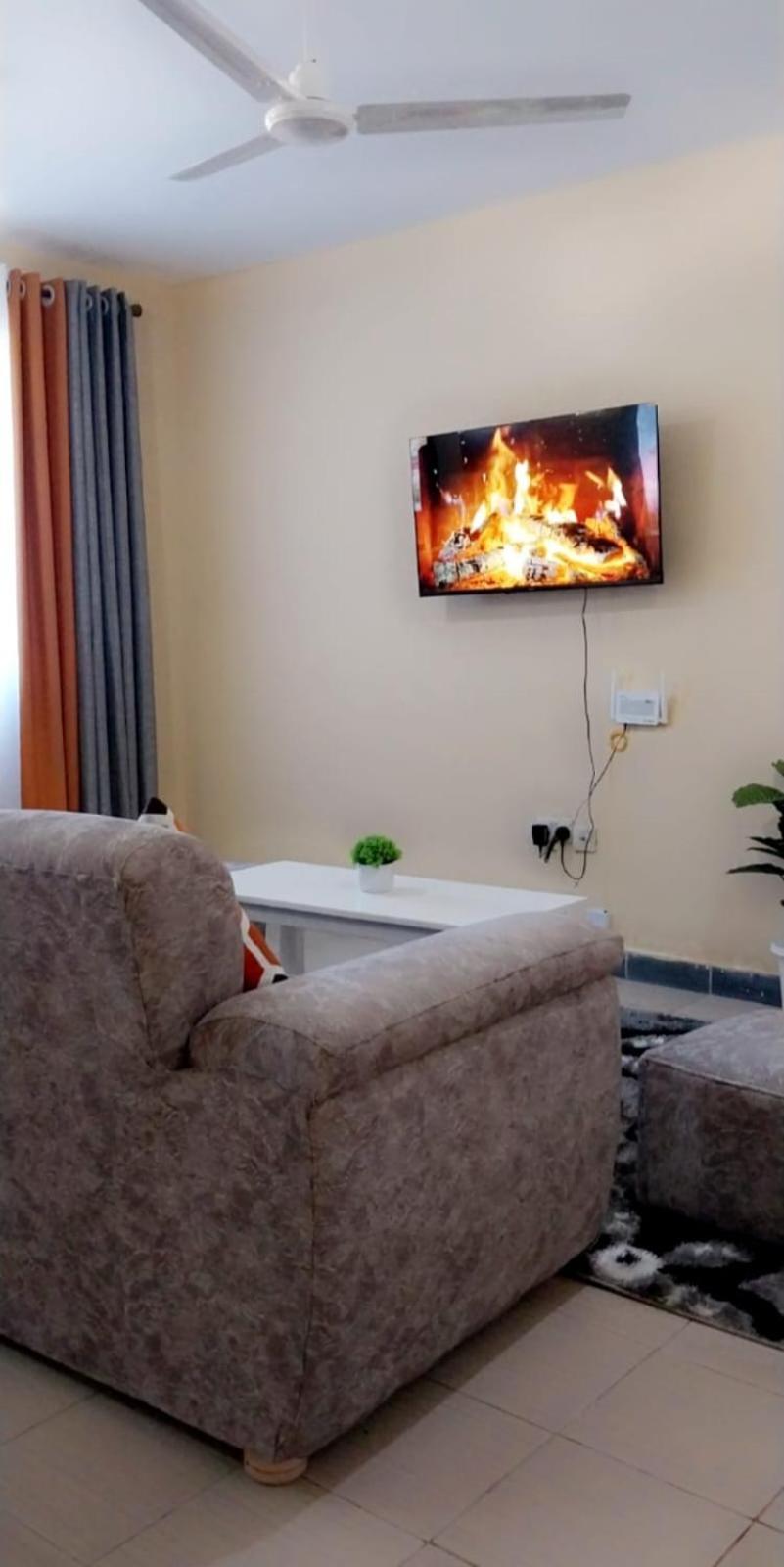 Lux Suites Bamburi Furnished Apartments Kültér fotó